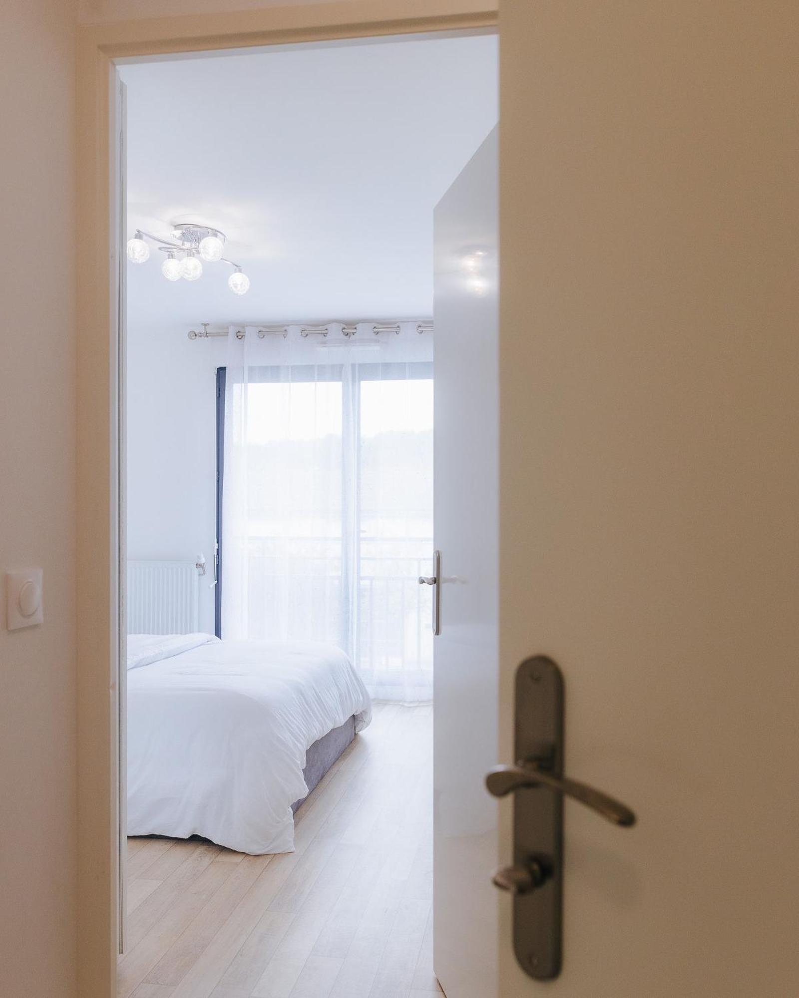 Appartement Luxueux, Neuf & Equipe A Versailles, Saint-Cyr-L'Ecole Exterior photo