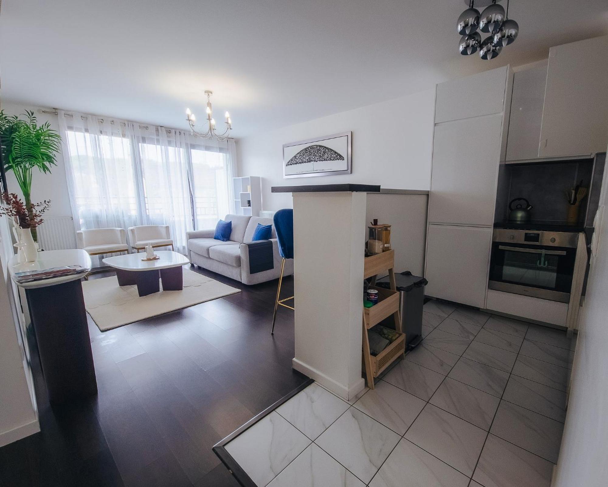 Appartement Luxueux, Neuf & Equipe A Versailles, Saint-Cyr-L'Ecole Exterior photo